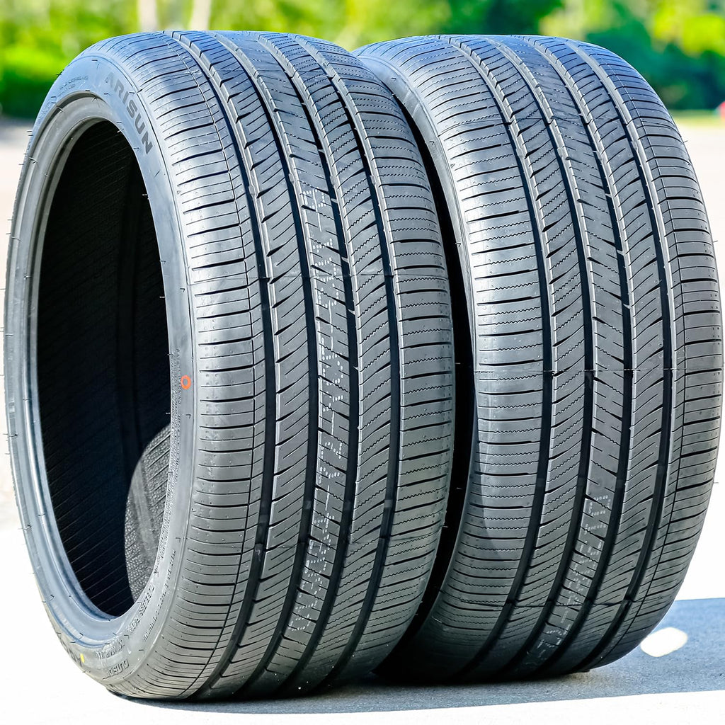 235/40ZR18 95W XL All Season Passenger Tire T279055